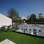Bauhaus Wellness Fsz. 1 شقة *