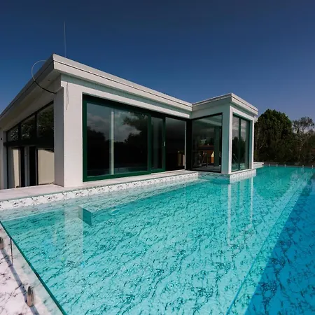 Appartamento Bauhaus Wellness Fsz. 1 Siófok