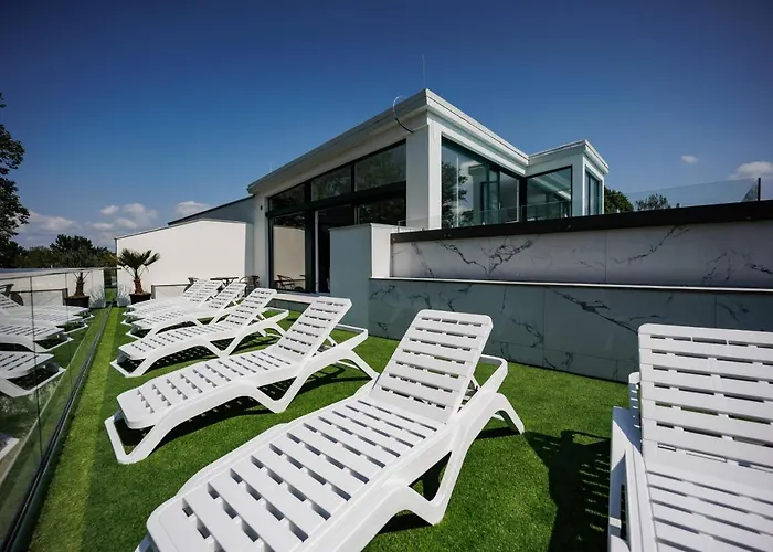 Bauhaus Wellness Fsz. 1